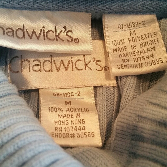 Fleece Vest/Turtleneck Set, Lt. Blue, Sz M - Picture 6 of 7